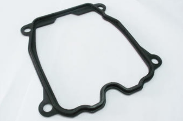 USZCZELKA POKRYWY GŁOWICY